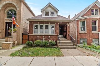 3540 S Seeley Avenue, Chicago, IL 60609