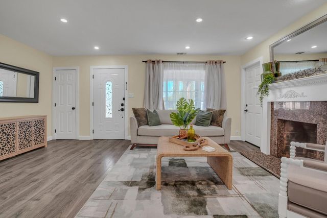 227 Cleopatra Drive, Pleasant Hill, CA 94523