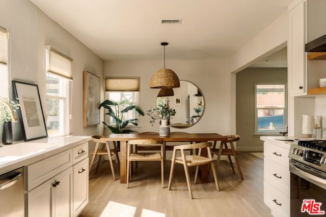7122 Glasgow Avenue, Los Angeles, CA 90045