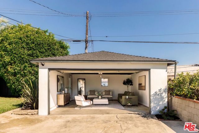7122 Glasgow Avenue, Los Angeles, CA 90045