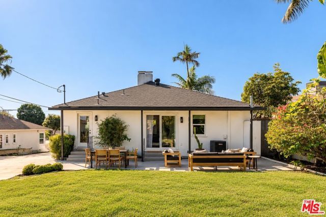 7122 Glasgow Avenue, Los Angeles, CA 90045