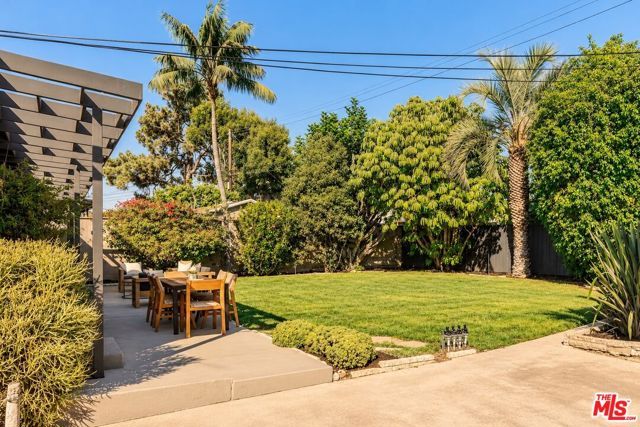 7122 Glasgow Avenue, Los Angeles, CA 90045