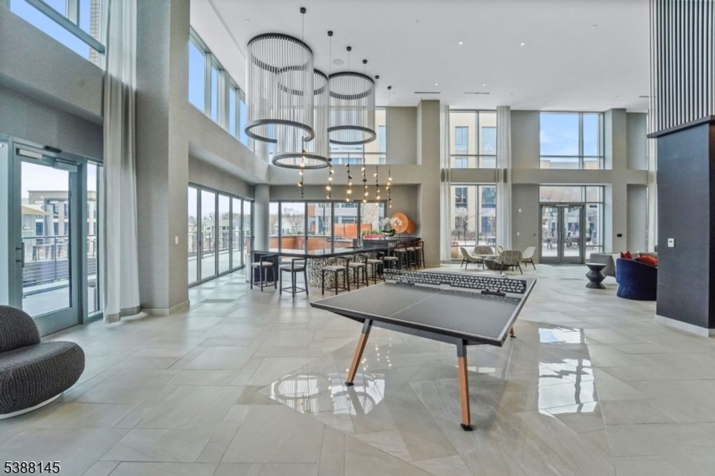 4 Sadie Cir 4103, Union Twp., NJ 07083