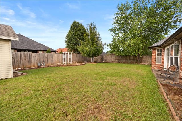 2034 Willow Ridge Avenue, Springdale, AR 72764