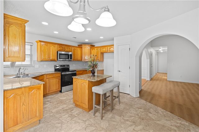 2034 Willow Ridge Avenue, Springdale, AR 72764
