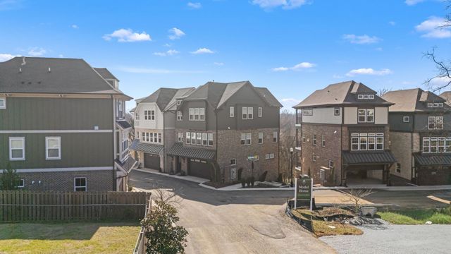 110 Honeywine St, Nashville, TN 37206