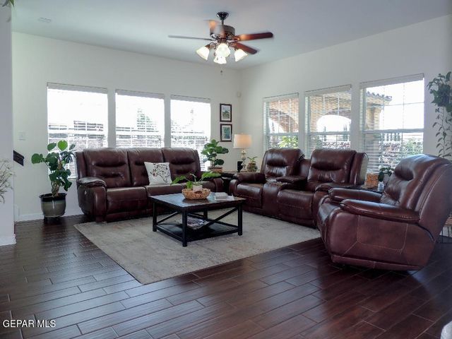 11909 Paseo del Rey Drive, El Paso, TX 79936