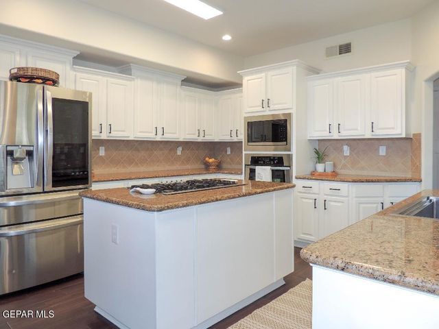 11909 Paseo del Rey Drive, El Paso, TX 79936