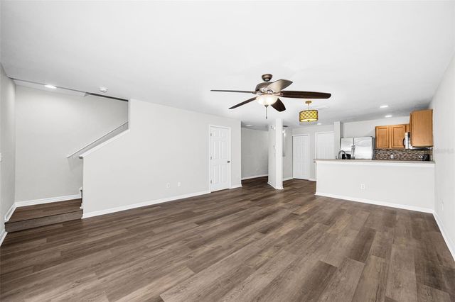 8013 SUTTON TERRACE LANE, Tampa, FL 33615