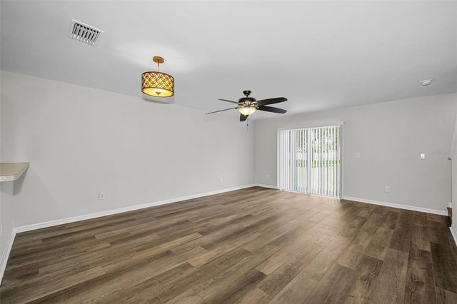 8013 SUTTON TERRACE LANE, Tampa, FL 33615