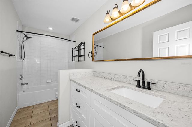 8013 SUTTON TERRACE LANE, Tampa, FL 33615