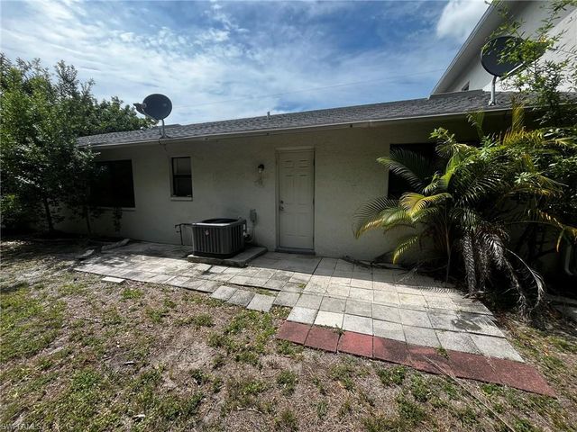 919 SE 8th TER 7, Cape Coral, FL 33990