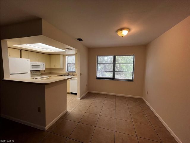 919 SE 8th TER 7, Cape Coral, FL 33990