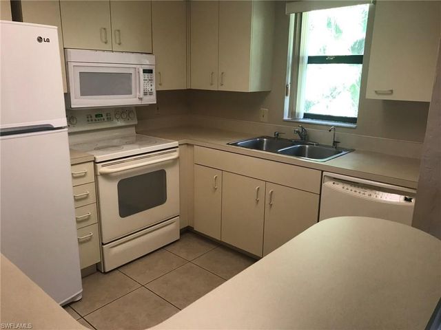 919 SE 8th TER 7, Cape Coral, FL 33990