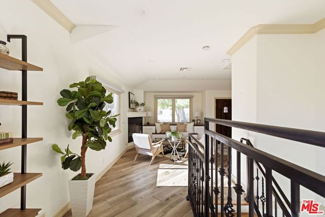 272 N Chester Avenue 101, Pasadena, CA 91106