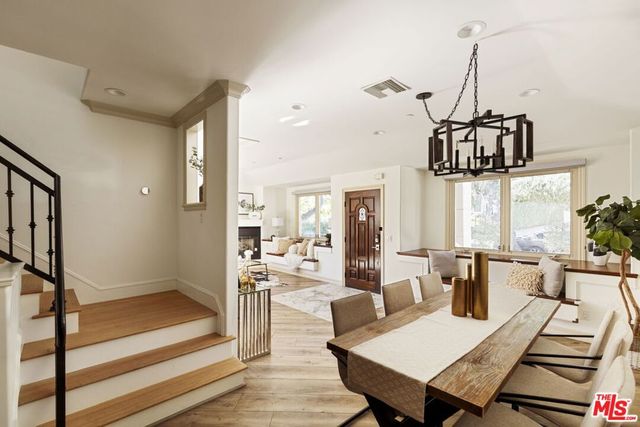 272 N Chester Avenue 101, Pasadena, CA 91106