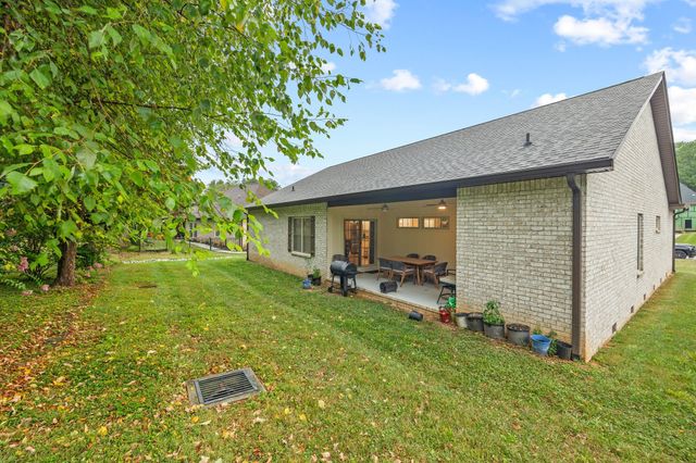 1309 Bridle Path, Cookeville, TN 38501