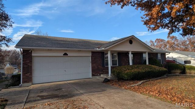 105 Hickory Drive, Troy, MO 63379