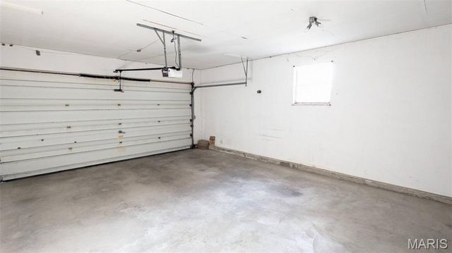 105 Hickory Drive, Troy, MO 63379