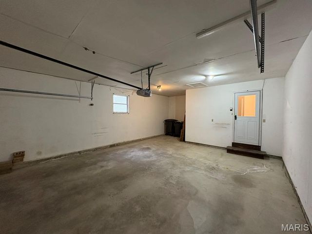 105 Hickory Drive, Troy, MO 63379