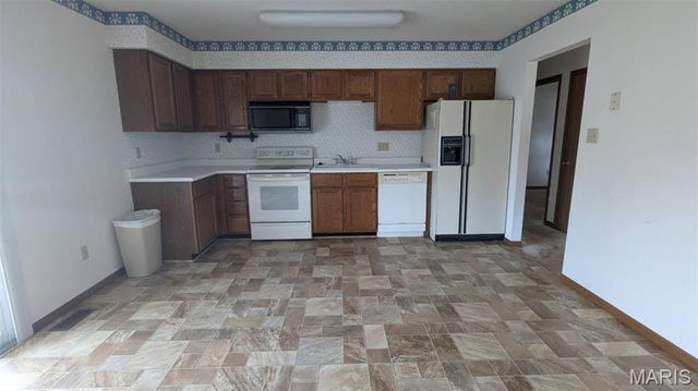 105 Hickory Drive, Troy, MO 63379