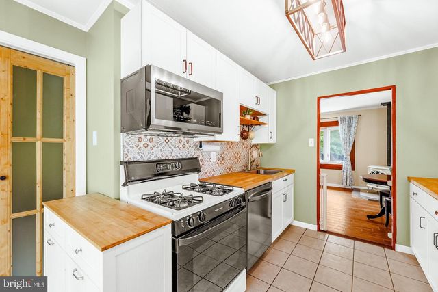 221 DEVON RD, Fairless Hills, PA 19030