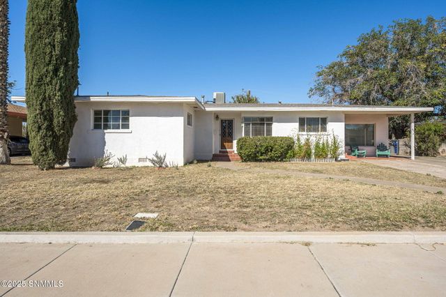 414 Phillips Drive, Las Cruces, NM 88005