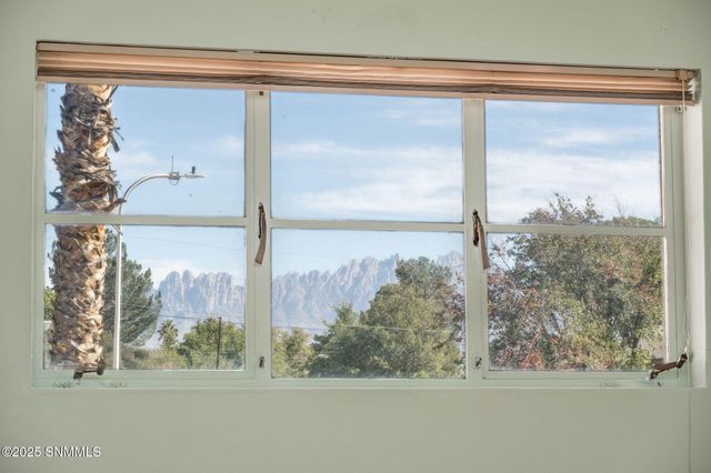 414 Phillips Drive, Las Cruces, NM 88005