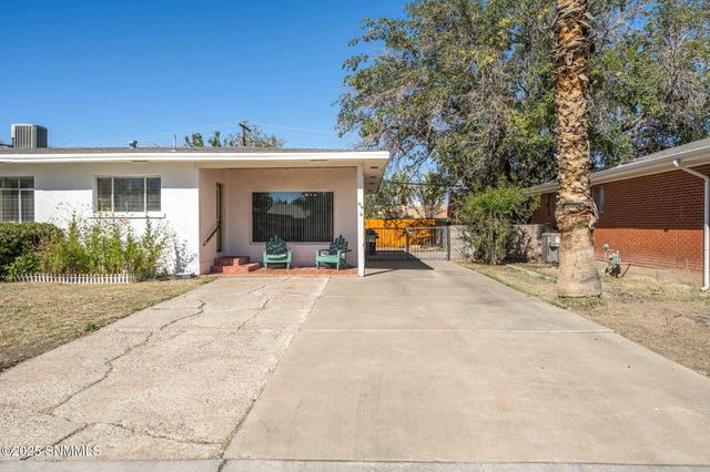 414 Phillips Drive, Las Cruces, NM 88005