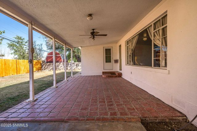 414 Phillips Drive, Las Cruces, NM 88005