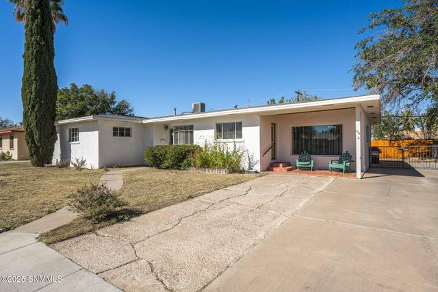 414 Phillips Drive, Las Cruces, NM 88005