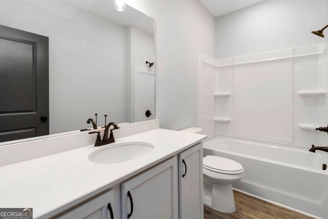 947 Willingham Drive 2, Hapeville, GA 30354
