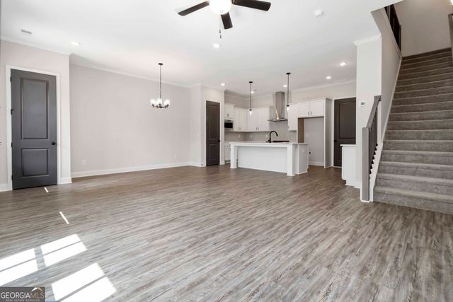 947 Willingham Drive 2, Hapeville, GA 30354