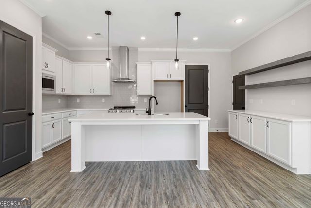 947 Willingham Drive 2, Hapeville, GA 30354