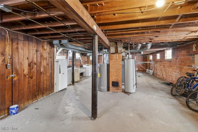 3264 W 130th Street, Cleveland, OH 44111