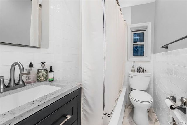 451 W 258th Street, Bronx, NY 10471