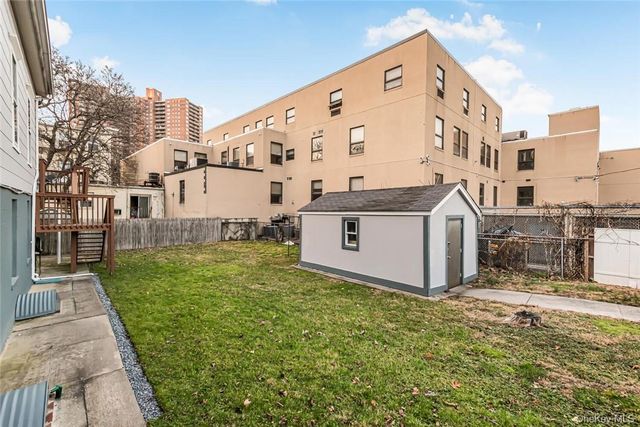 451 W 258th Street, Bronx, NY 10471