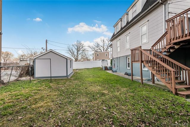 451 W 258th Street, Bronx, NY 10471