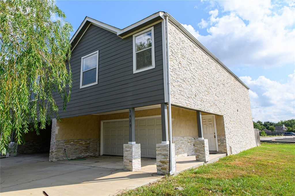 3429 Township Grove Lane, Houston, TX 77082