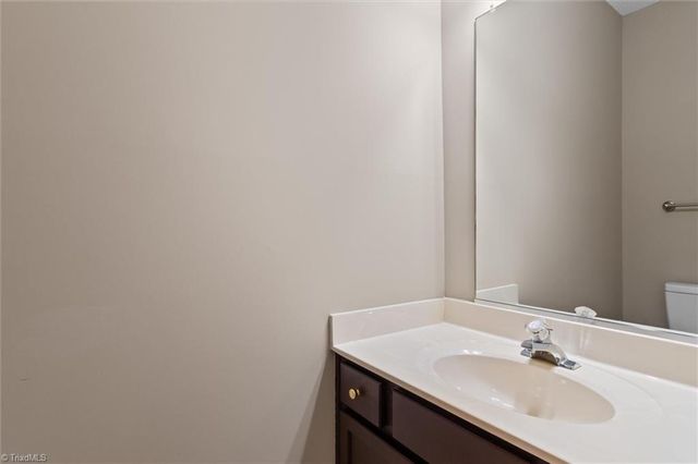 5410 Angel Oaks Drive, Winston-salem, NC 27105