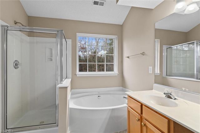 5410 Angel Oaks Drive, Winston-salem, NC 27105