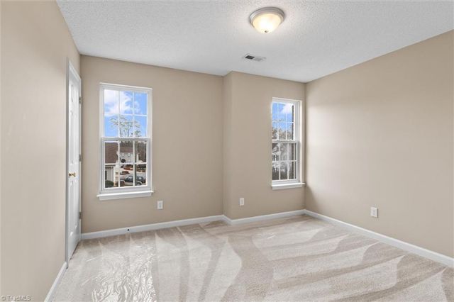 5410 Angel Oaks Drive, Winston-salem, NC 27105