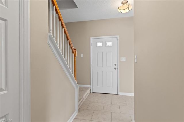 5410 Angel Oaks Drive, Winston-salem, NC 27105