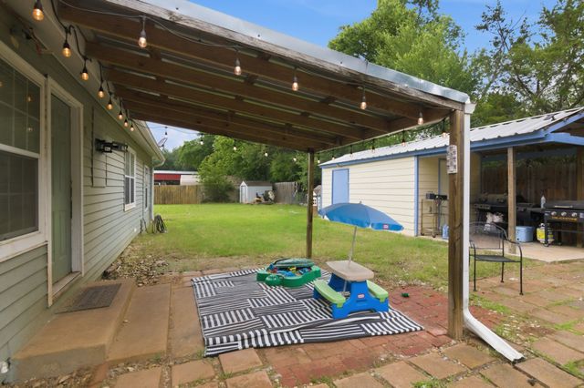 162 Irving Drive, Whitney, TX 76692