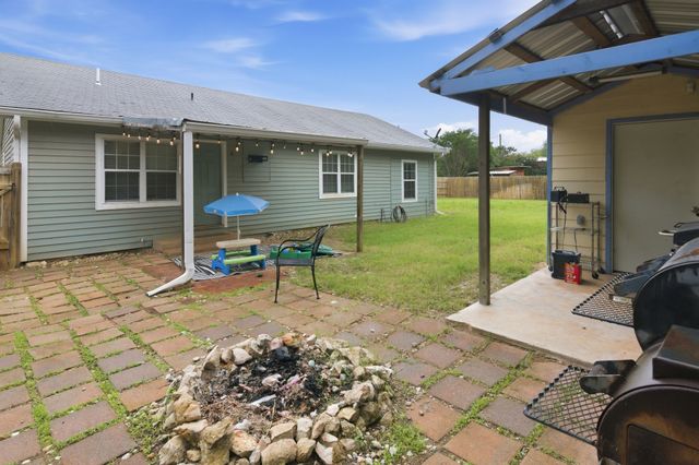 162 Irving Drive, Whitney, TX 76692