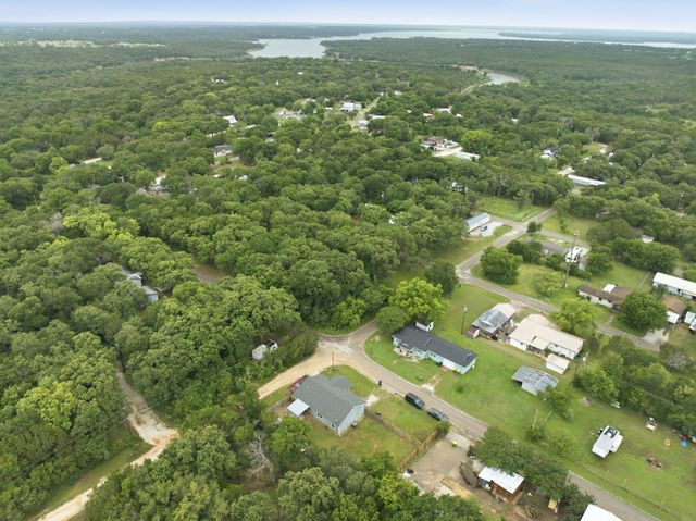 162 Irving Drive, Whitney, TX 76692