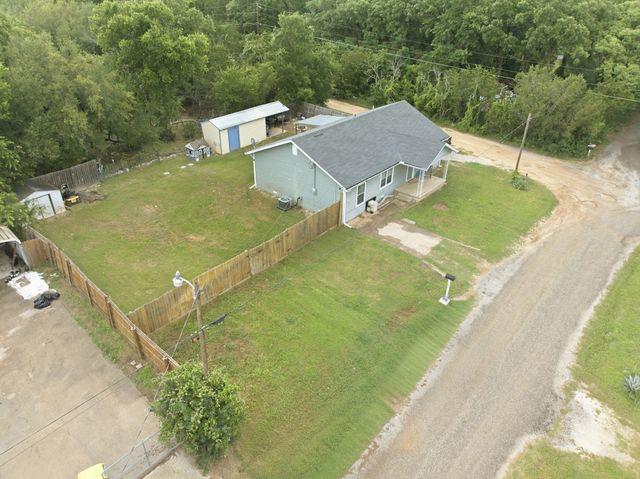 162 Irving Drive, Whitney, TX 76692