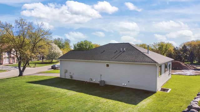 3149 Seminary Drive, New Brighton, MN 55112