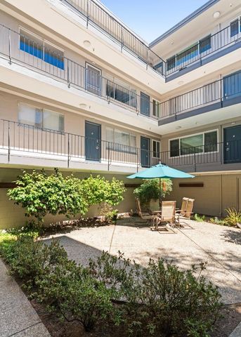 464 Clinton Street 309, Redwood City, CA 94062