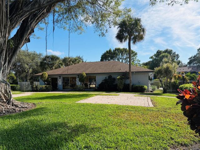 2761 S Oakland Forest Drive 204, Oakland Park, FL 33309
